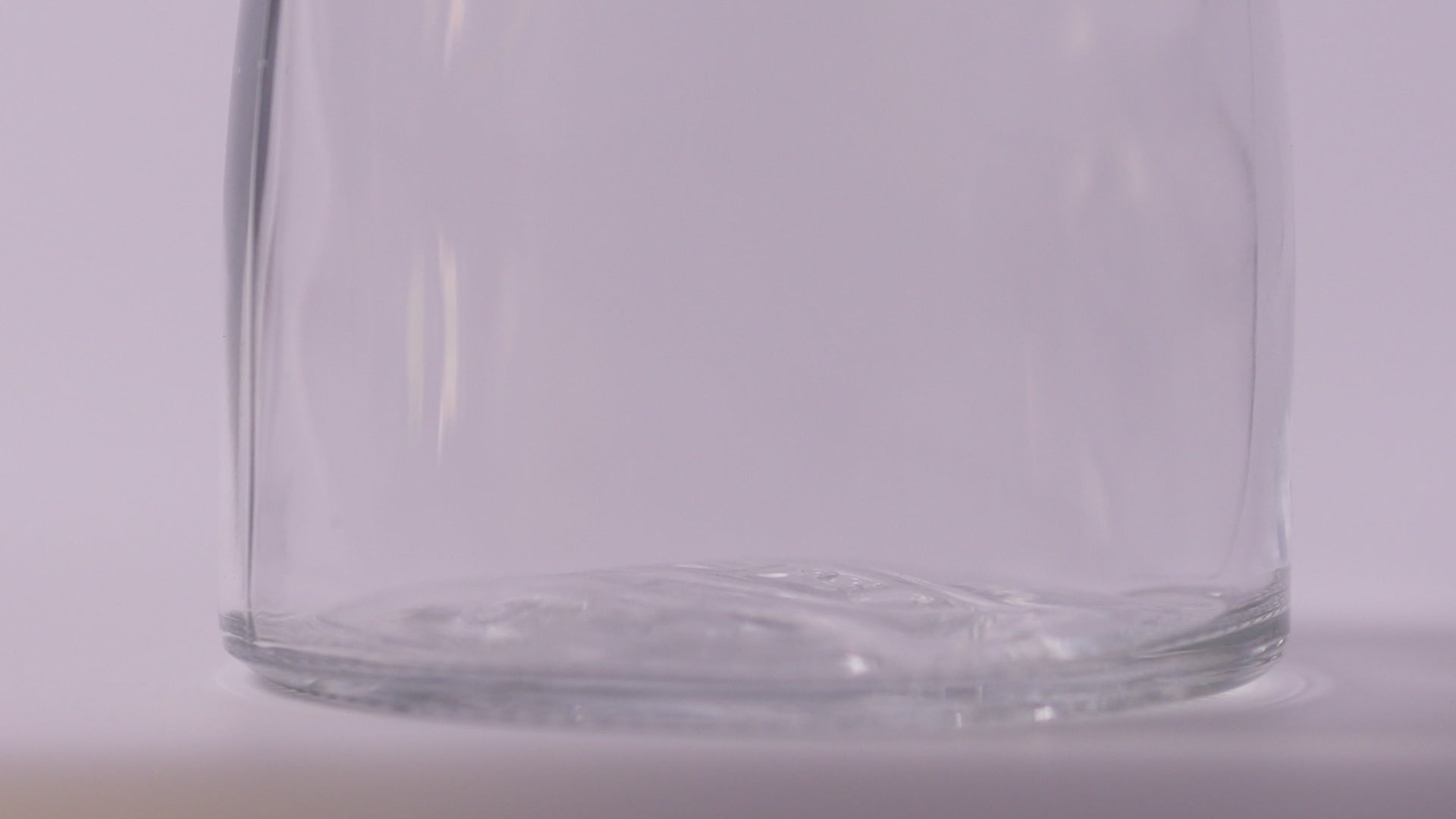 Natives Olivenöl Extra Abfüllen